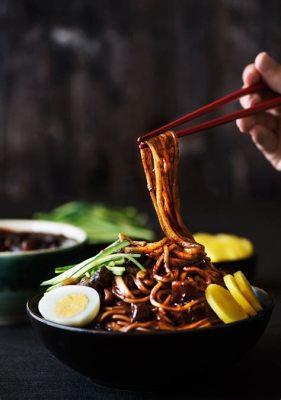   紹興の特色ある牛肉麺、甘辛いタレとモチモチ食感の麺のコントラストが最高！